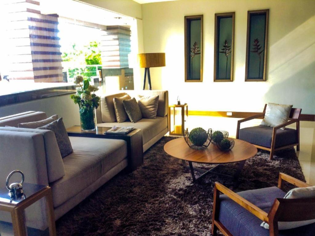 Avenue Suites Hotel&Spa Bacolod Extérieur photo