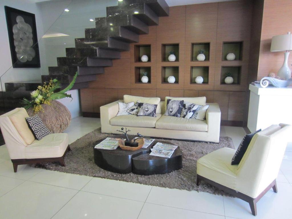 Avenue Suites Hotel&Spa Bacolod Extérieur photo