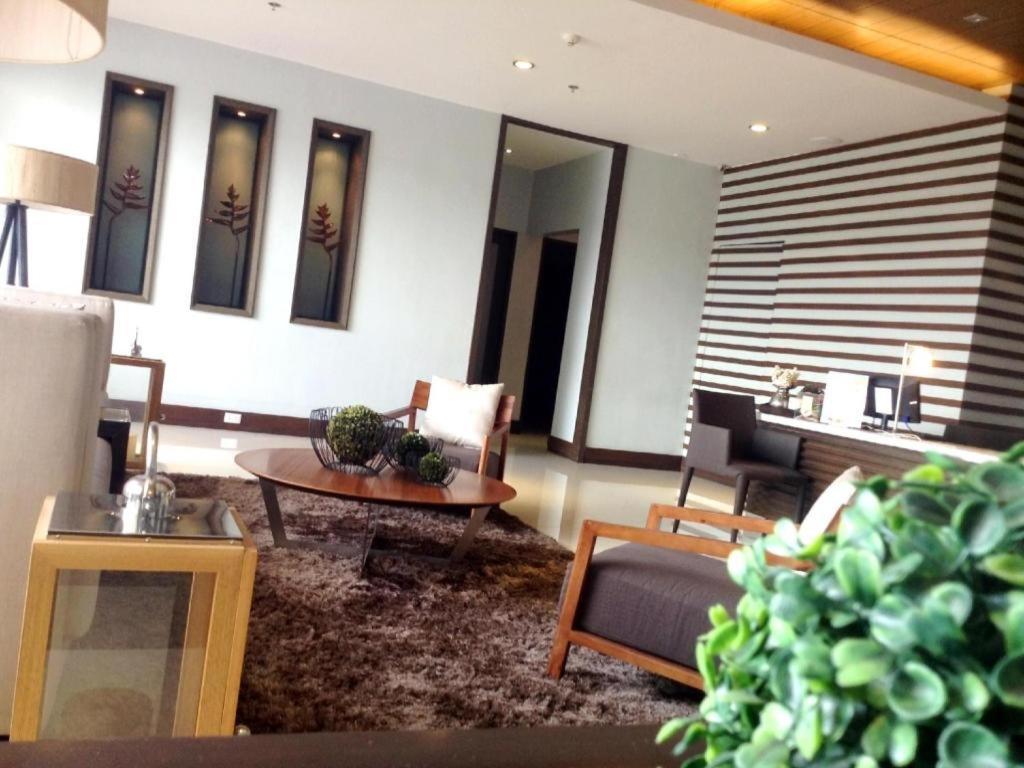 Avenue Suites Hotel&Spa Bacolod Extérieur photo